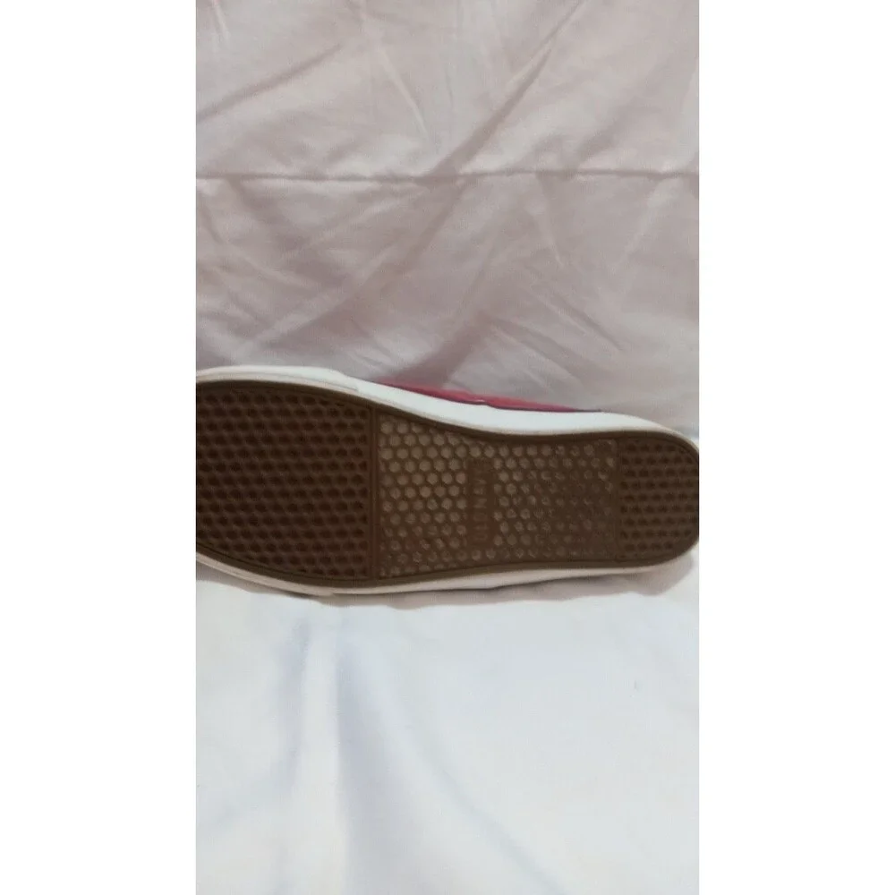 Old Navy Red Canvas Sneakers – Women’s Size 9